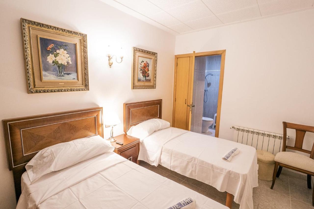L'Hostalet Guesthouse Pineda de Mar Exteriör bild